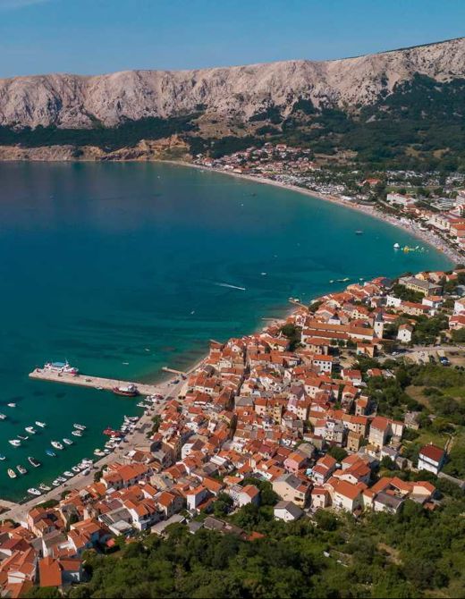 Baška: from crystal-clear sea to lunar landscapes