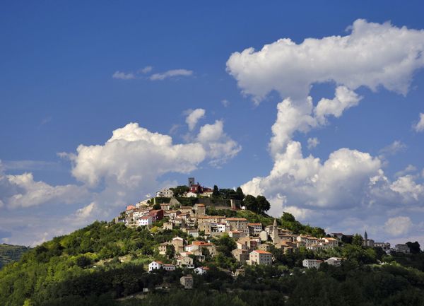 Istria County: peninsula of green nature and blue sea